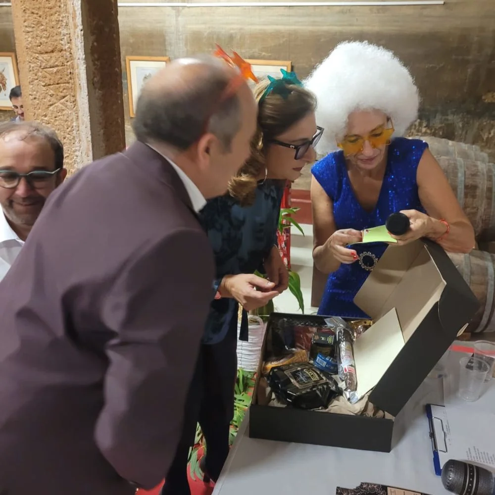 Cómo celebrar un 80 cumpleaños: ideas originales para una fiesta inolvidable 1 80 cumpleanos con bingo musical